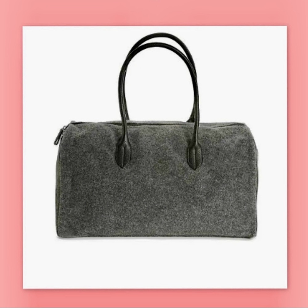 DSW Gray Felt Weekender Bag Duffle Zip Gray Faux Wool & Leather 21x11x7
